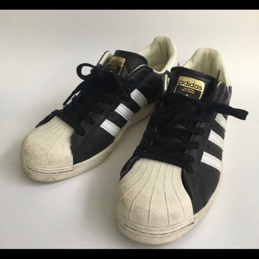 Adidas superstars
